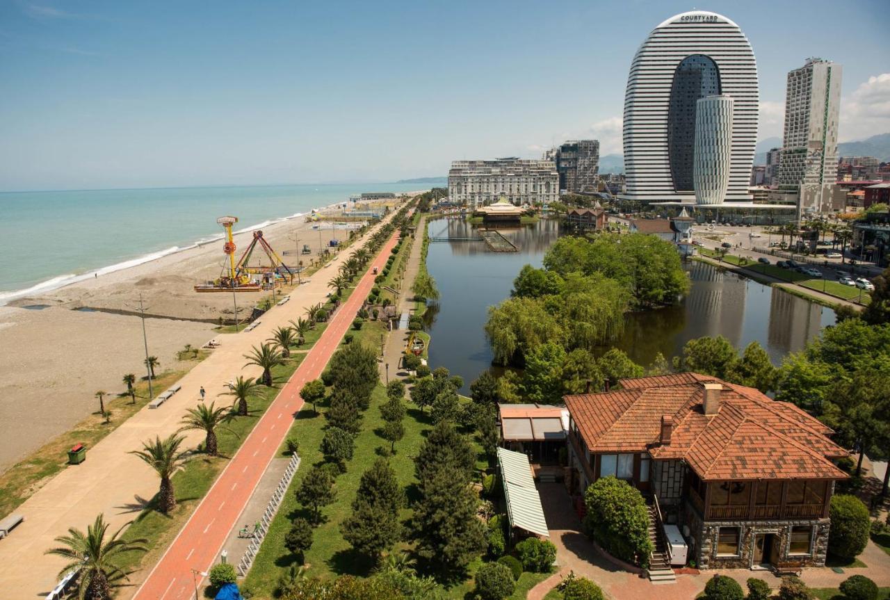 Orbi City In Batumi Eksteriør billede