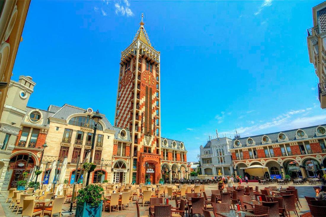 Orbi City In Batumi Eksteriør billede