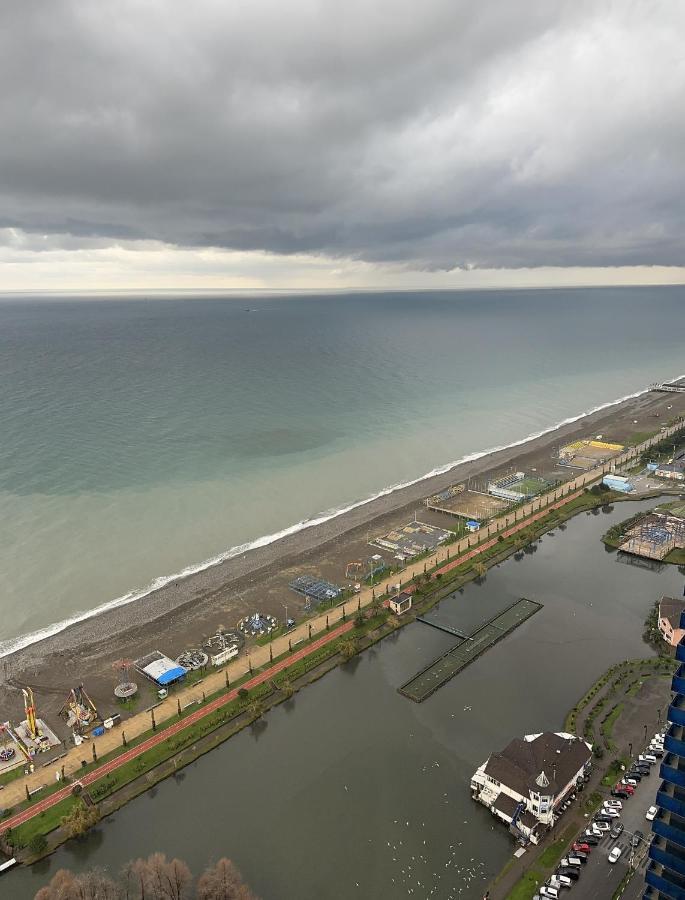 Orbi City In Batumi Eksteriør billede