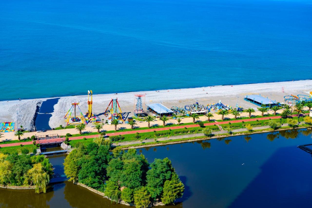 Orbi City In Batumi Eksteriør billede